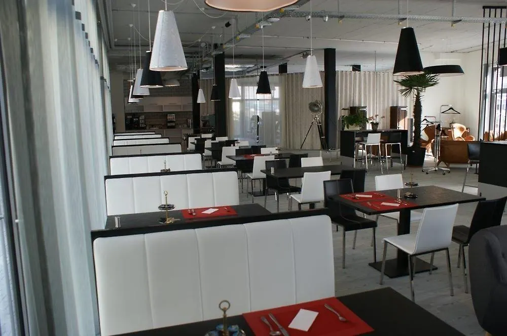 Residence Thessoni Home Zurich -Self Checkin -No Restaurants-Short&Longstay Regensdorf 4*,